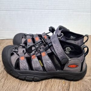 KEEN H2 Kids Newport Closed Toe Sandals Youth Big Kids Size 2